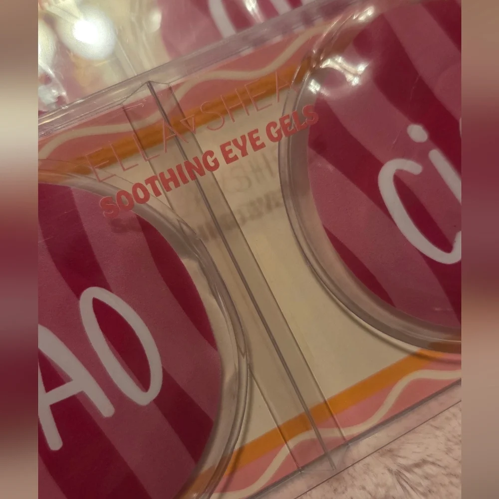 Ciao Soothing Eye Gels, NIP